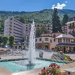 דירה Ski, Et Nature A Deux Pas Du Centre ברידס-לס-באן